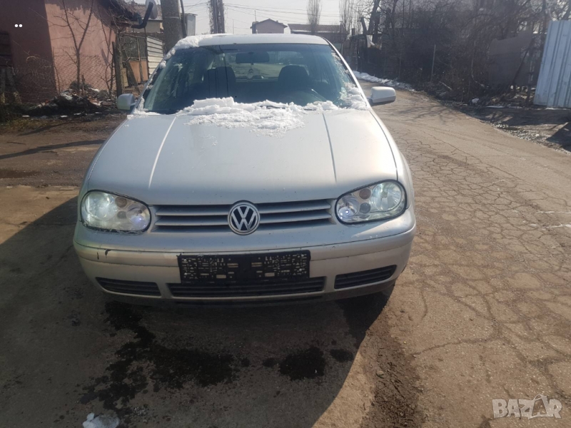 Golf 4 1.8 125к.с на части , снимка 1