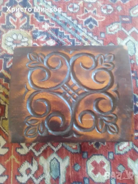 Кутия за бижута с дърворезба, снимка 1