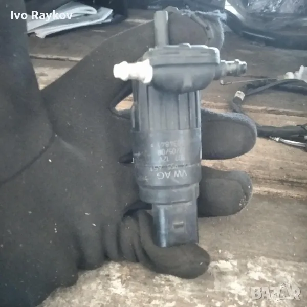 Помпа за чистачки VW 1K6 955 651, снимка 1