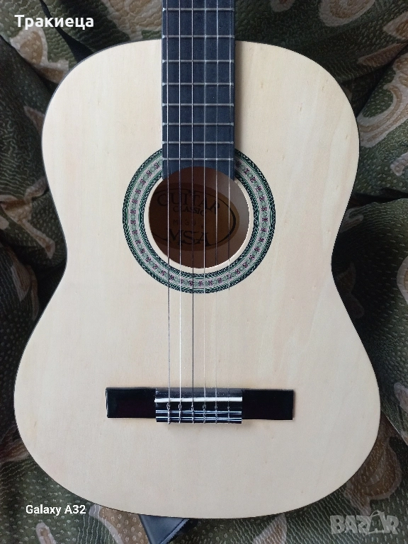 КЛАСИЧЕСКА КИТАРА , снимка 1