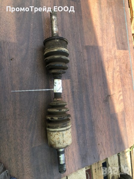 Предна дясна полуоска Киа Спортидж Kia Sportsge 1994-2005г. , снимка 1