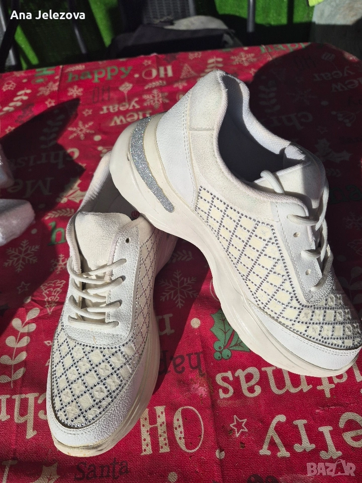 бели маратонки , снимка 1