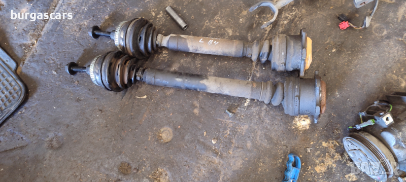 Полуоски лява дясна къса дълга VW Passat 1.8-125к.с. ADR - 80лв, снимка 1