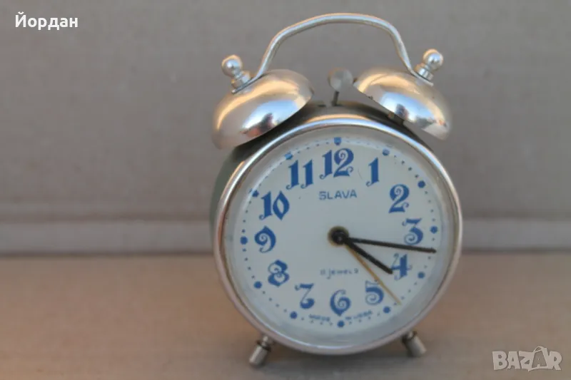 СССР настолен будилник ''Слава'', снимка 1
