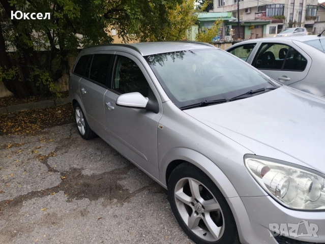 Опел Астра комби , снимка 3 - Автомобили и джипове - 52126073