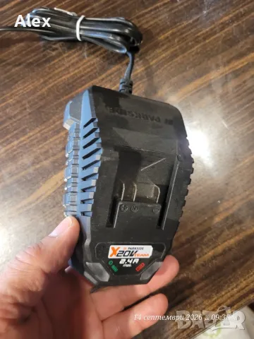 зарядно устройство Parkside PLG 20 C1 от серията Parkside X 20V Team., снимка 5 - Винтоверти - 56074805