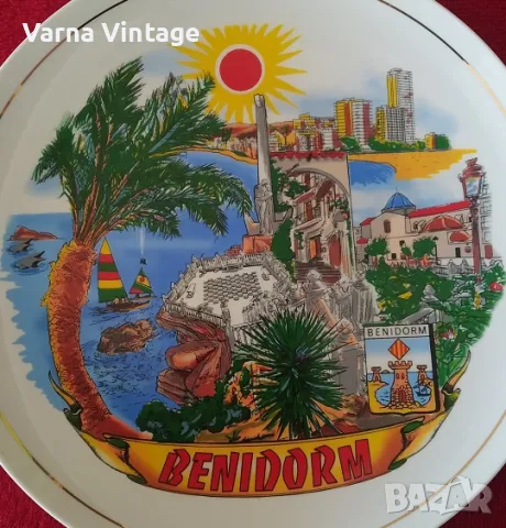 Колекционерска порцеланова чиния Бенидорм ф25,3 см., снимка 3 - Колекции - 50271676