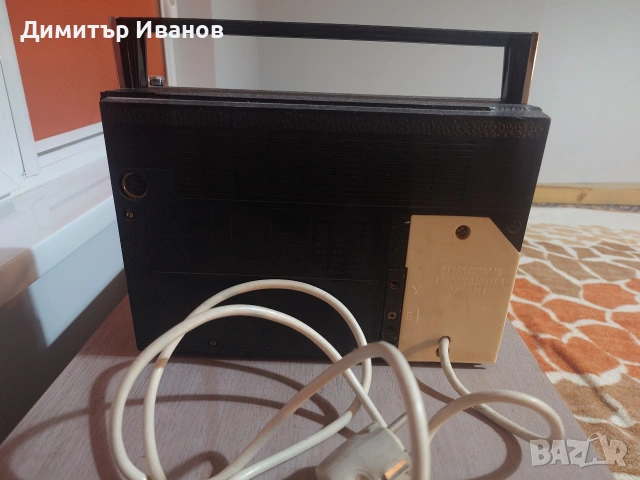 Радио Веф, в перфектно състояние! , снимка 2 - Радиокасетофони, транзистори - 53298980