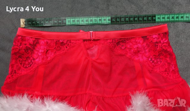 S/M нова червена еротична пола с бял пух и вградени жартиери за чорапи, снимка 5 - Бельо - 38871104