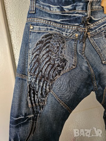 Зверски готини  мъжки дънки NATBLUE с ангелски крила - уникален модел за ценители  ангел, снимка 7 - Дънки - 41796222