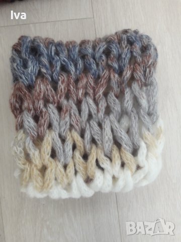 Ръчно плетен шал, снуд, нов, различни цветове , снимка 6 - Шалове - 39190774