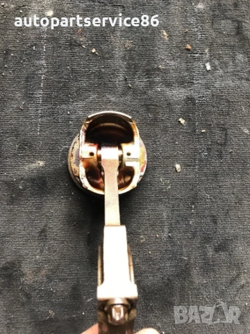 Бутало с биела за Mazda 6 2.0 бензин (2004), снимка 2 - Части - 53728590