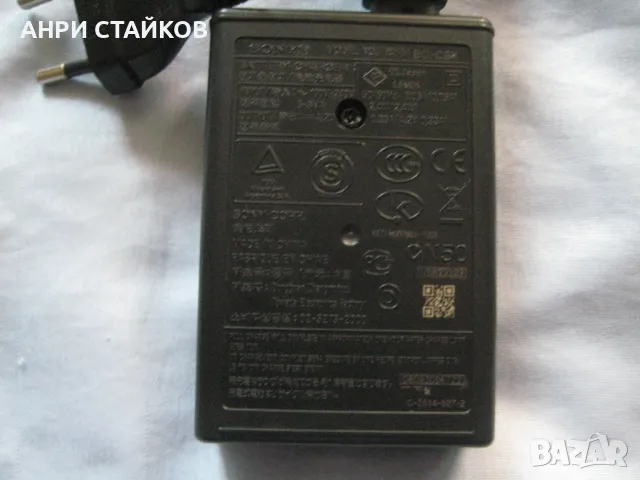 Оригинално захранващо зарядно устройство BC-CSK NP-BK1 на Sony за фотоапарати Sony, снимка 4 - Батерии, зарядни - 48007005
