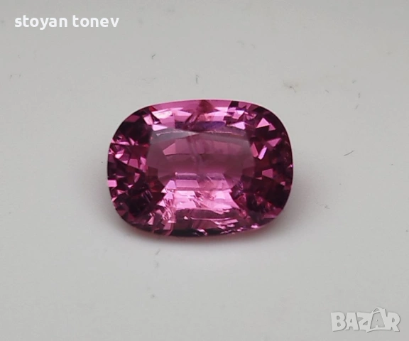 Зашеметяващ Vivid Hot Pink Шпинел – 3.14 каратов, нетретиран от Мианмар! Сертифициран! Нов!