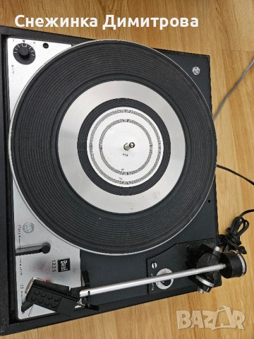 Грамофон Dual 1225, снимка 2 - Грамофони - 51536656