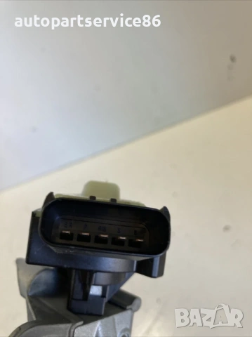 Патрон с Ключ за запалване за Jeep Compass 2.0 CRD (2009) 05057297AG, снимка 2 - Части - 53390798