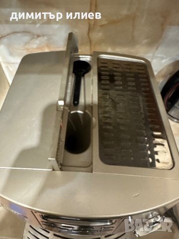 Кафемашина Delonghi Esam 3400.s, снимка 3 - Кафемашини - 42369971