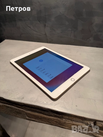 КАТО ЧИСТО НОВ Ipad 128 GB - 5th gen