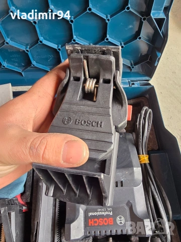 Bosch GLL 3-80 C 3х360 лазерен нивелир, снимка 7 - Други инструменти - 53761478