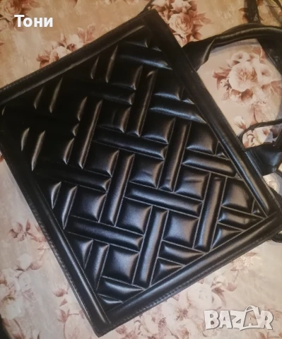 Нова Кожена Дамска Чанта , снимка 2 - Чанти - 52790038