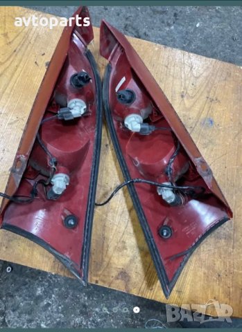 Ford focus 2002година хечбег Десен Стоп, снимка 4 - Части - 40376936