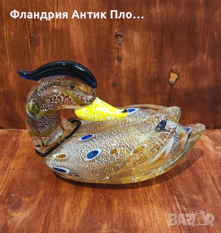 Декоративна фигура на патица от художествено стъкло – седяща поза