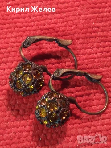 КЛАСИЧЕСКИ РЕТРО МОДЕЛ МЕСИНГОВИ ОБЕЦИ с ИСКРЯЩИ ФАСЕТИРАНИ ЗЕЛЕНИ КАМЪЧЕТА ОЛИВИН 36981, снимка 8 - Обеци - 47031489