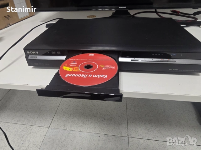 Sony DVD плейър RDR-GX350, записващ, HDMI, снимка 3 - Плейъри, домашно кино, прожектори - 53443158