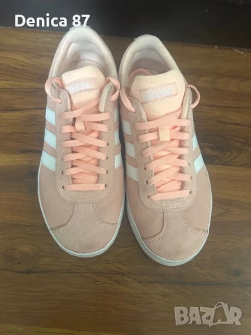 Adidas дамски маратонки, снимка 2 - Маратонки - 50826530