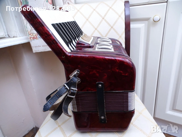 Акордеон Велтмайстер 40 баса , снимка 8 - Акордеони - 53771723