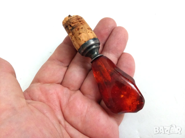 Запушалка за бутилка вино .