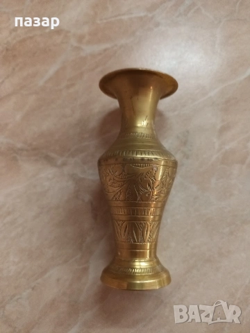 Бронзова вазичка за колекция, снимка 2 - Антикварни и старинни предмети - 53302125