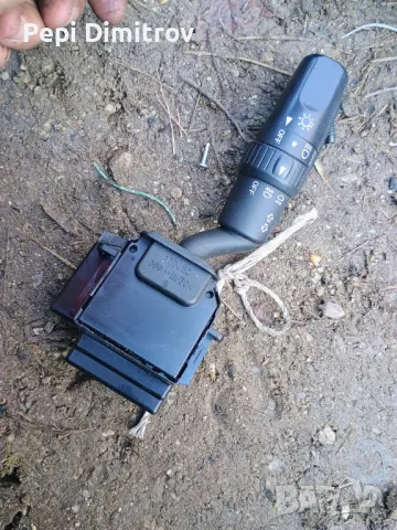 Продавам лостче светлини Mazda 5 (I), ОЕМ 17D682 за Мазда 5 ,3 mazda 3,5(2005- 2010).