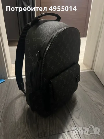 Черна кожена раница на LOUIS VUITTON, снимка 4 - Раници - 56156612