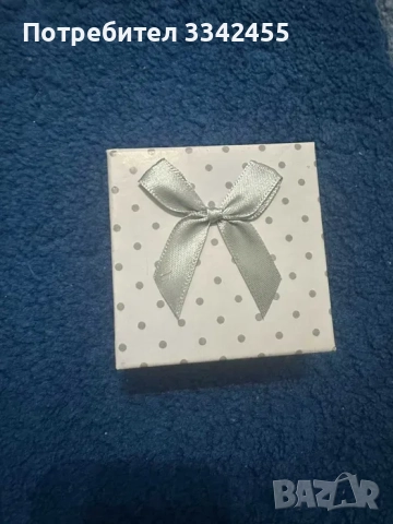 Комплект обеци и гердан, снимка 3 - Бижутерийни комплекти - 51584047