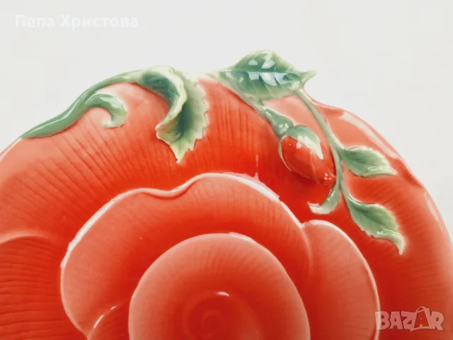 Троен сет за кафе от китайски 3Д порцелан Fromone., снимка 7 - Чаши - 49020647