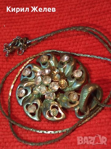 СТАР ПОСРЕБРЕН ФЛОРАЛЕН АРТ МЕДАЛЬОН с ИНКРУСТИРАНИ КРИСТАЛИ 20848, снимка 3 - Колиета, медальони, синджири - 35228577