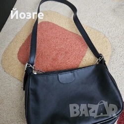 Ежедневна дамска чанта в черно - като нова, снимка 2 - Чанти - 53847614