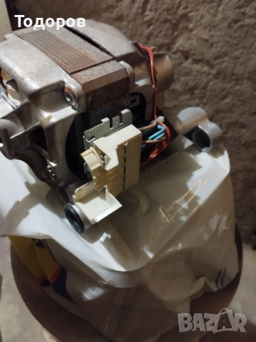 Ел.мотор за пералня , снимка 3 - Електродвигатели - 53328595