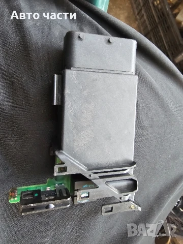 МОТОРЧЕ ЗА СТЪКЛО ПРЕДНО ЛЯВО GOLF IV 9776-105404-301