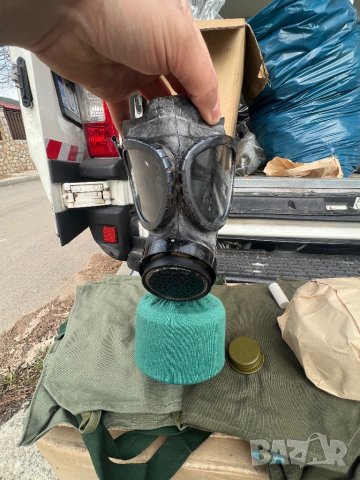 Продавам противогаз комплект  , снимка 11 - Други инструменти - 20179586