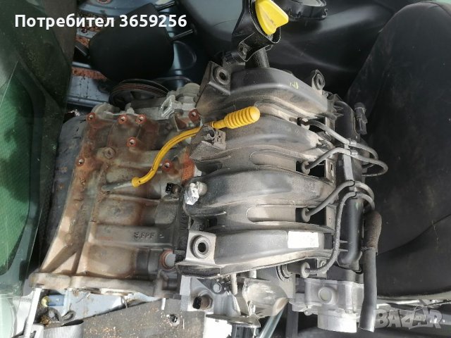 Двигател дачия сандеро 1.2 2016, снимка 5 - Автомобили и джипове - 39867504