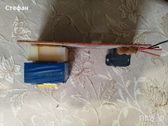 Трансформатор 220 на 10 в 3 кв. см в Мрежови адаптери в гр. Хасково ...