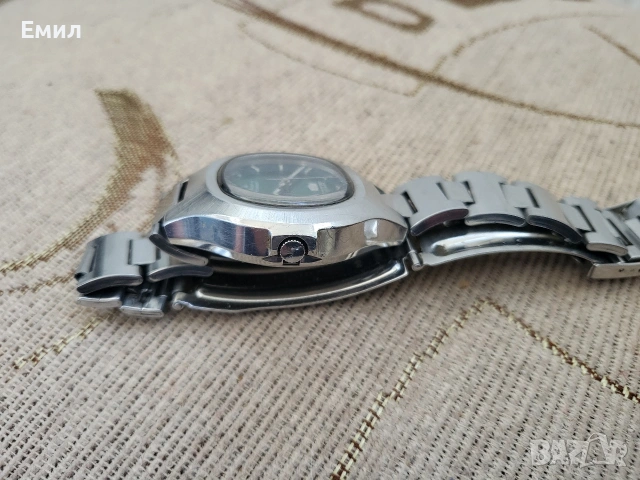 Колекционерски часовник SEIKO 5 7019 5010, снимка 4 - Колекции - 53746827