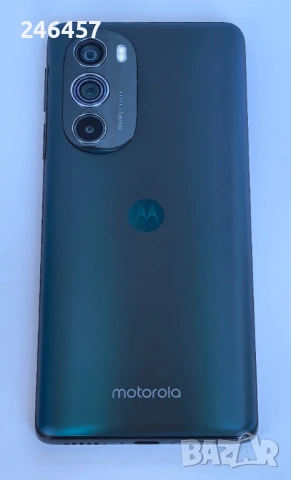 Телефон Motorola Edge 30 Pro 256GB - две SIM карти - отличен, снимка 2 - Motorola - 53845672