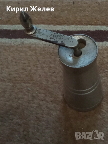 Ръчна кафемелачка 51732, снимка 8 - Антикварни и старинни предмети - 52103652