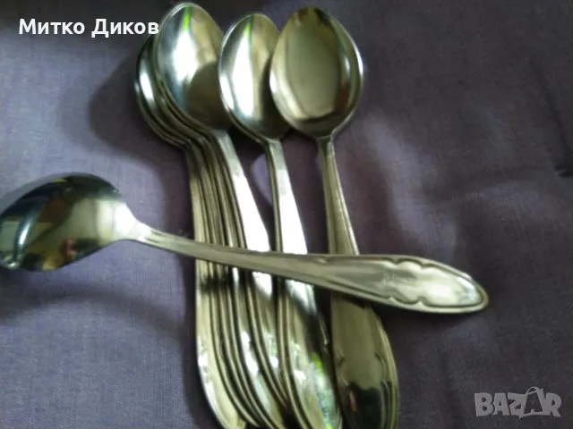 Винтидж от соца нови 12 лъжици на Велико Търново в кутия, снимка 7 - Прибори за хранене, готвене и сервиране - 47678836