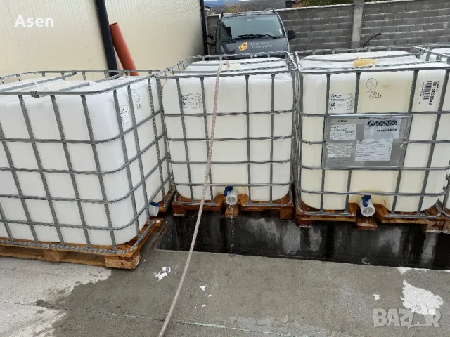 Бидони  цистерна 1000 литра като нови телефон 0877898183 , снимка 3 - Напояване - 27920037