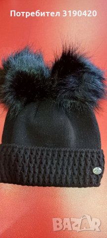 Дамски зимна шапка, снимка 1 - Шапки - 34624273