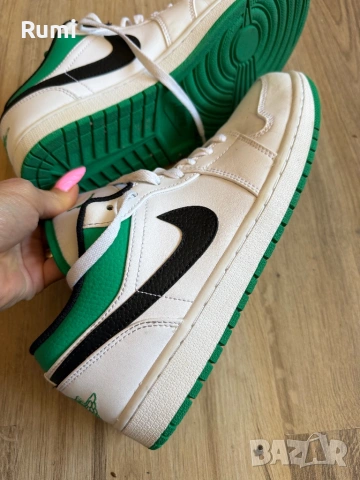 Оригинални кожени кецове Air Jordan 1 Low ! 44 н, снимка 4 - Ежедневни обувки - 52188287